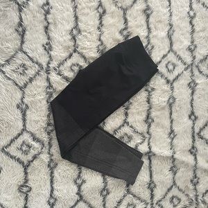 Lululemon Ebb to street leggings